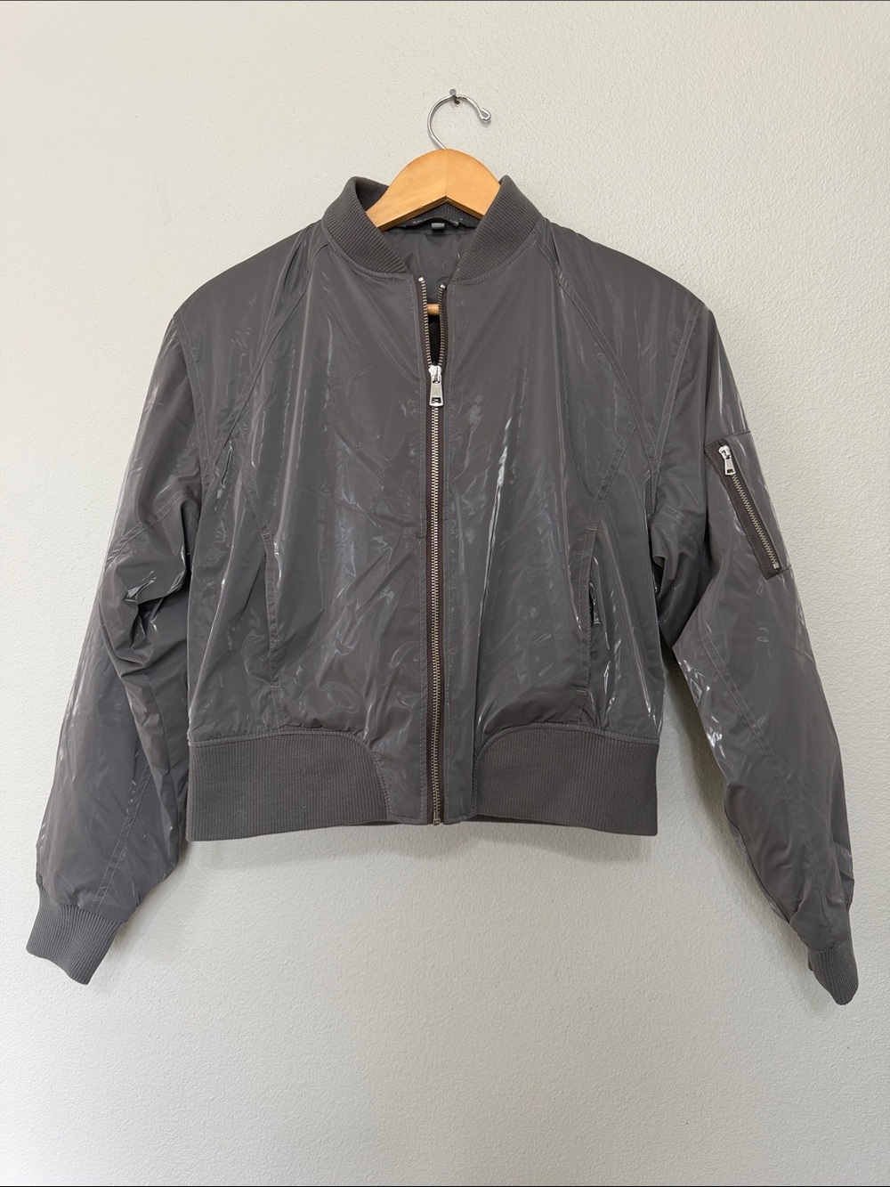 Kate & Mallory Women's Shiny Dark Grey Bomber Jacket Streetwear Small NWOT